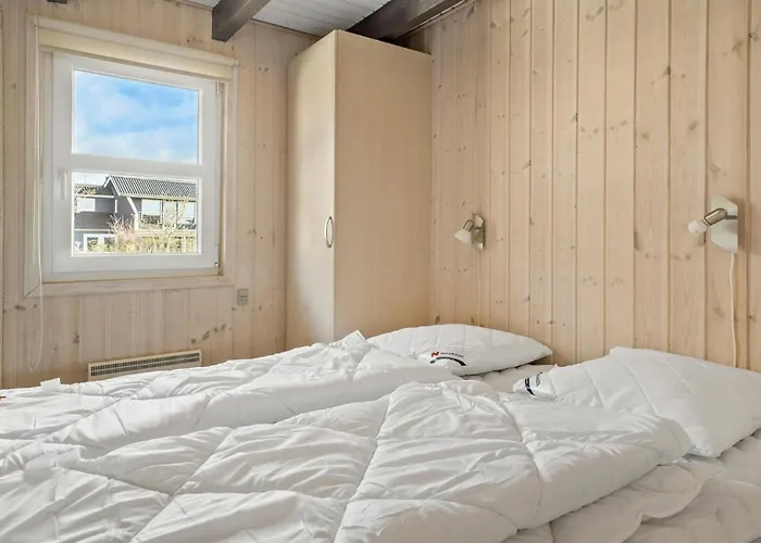 Cozy In With Sauna Casa de Férias Hemmet